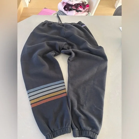 Patagonia Black sweatpants with Striped Detail - Picture 4 of 5